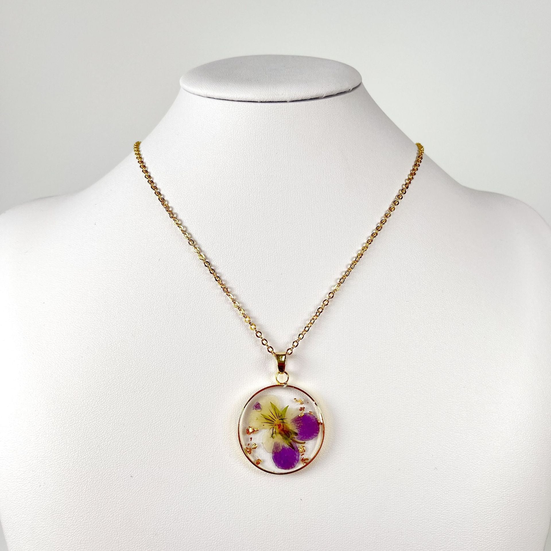 Wholesale 6pcs/pack Valentine's Day Gift Resin Dried Flower Necklace Creative Real Flower Fashion Pendant Pendant Jewelry Birthday Month Flower
